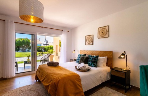 Ericeira Bed & Breakfast | Ohana House