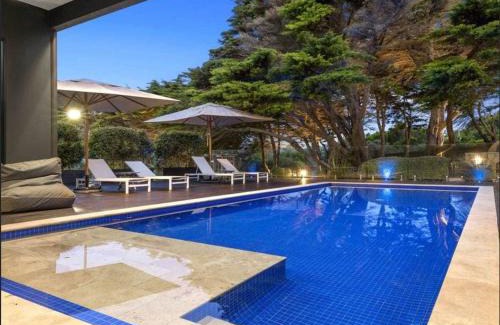 Blairgowrie Villa | Ohana Luxury Retreat-beach access heated pool
