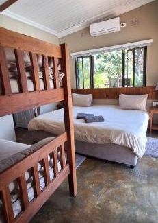 Lopes Apartment | Ohana Pool Cottage