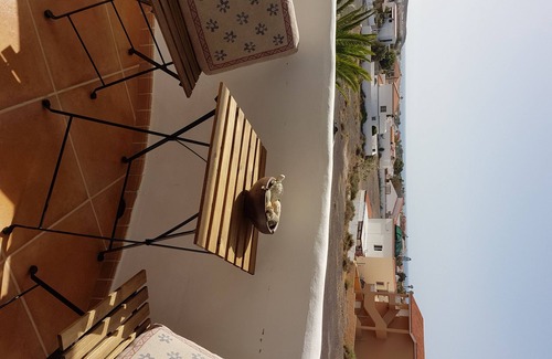 Tarajalejo Apartment | Ohana Roger, is a pleasant stay and prepared to spend a few days.