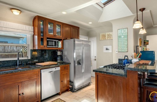Westside Santa Cruz House | Ohana.