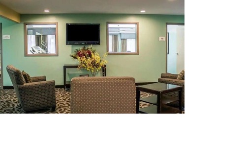 Montrose House | OHIO BEST 50