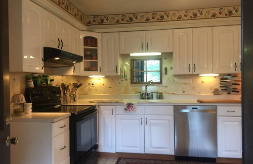 Scottown House | Ohio River Manor House Experience the peace and quiet of a country residence!