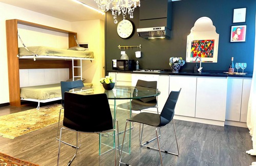 Barrio Italia House | Ohl House Boutique Home Stay, Providencia