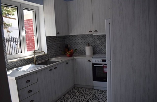 Karlovassi House | Oikίa Athanasia, two Storey 1920 Neoclasical house