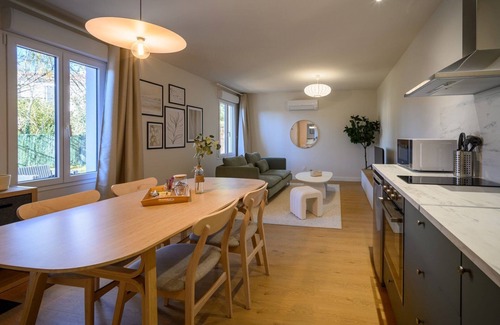 Castres House | OIQIA Clarisse Pastel