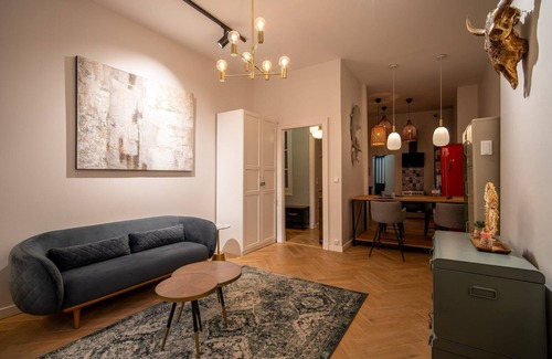 Victor Hugo District Apartment | OIQIA Tolosa