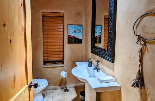 Ojai Villa | Ojai Vineyard Estate on 40 acres
