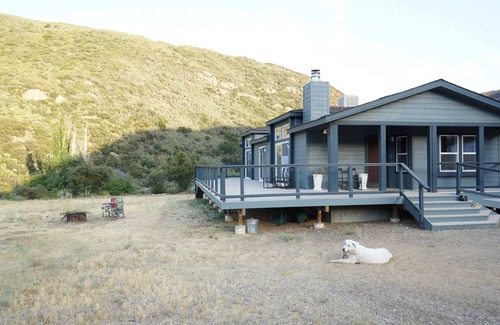 Ojai House | Ojai Wilderness Mountains - Sespe Retreat House 100% Solar