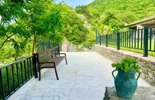 Kaputan Bed & Breakfast | Ojakh Resort