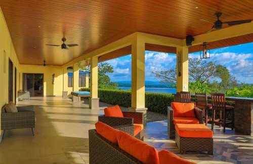 Ojochal House | Ojochal Magnificent Ocean View