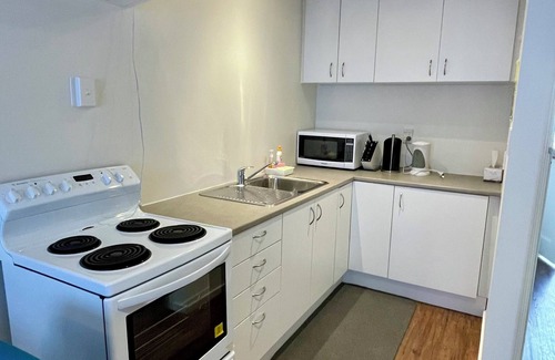 Queenstown City Centre Cottage | OK Holiday Unit #6 - Queenstown Holiday Apartment