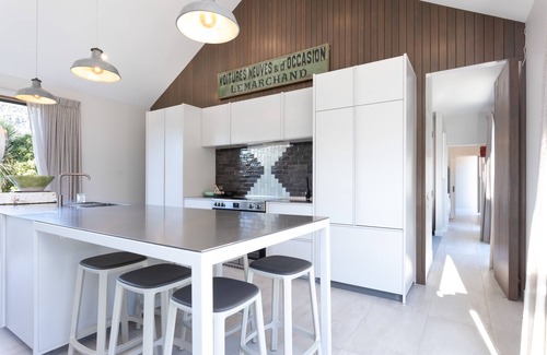 Okains Bay House | Okains Bay award winning Luxury Escape - Relax and Rejuvenate!