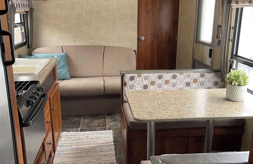 Blind Bay Resort | Okanagan Beachfront RV on SHUSWAP LAKE