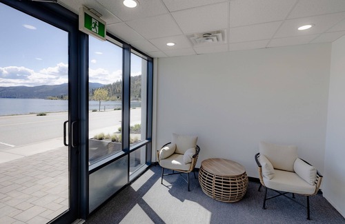 Central Okanagan Apartment | Okanagan Lake Luxury Suite with Kitchen Accommodations across the Lake n