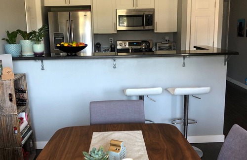 Parker Cove Cottage | Okanagan Lake, peaceful cottage on the lake with boat access, golf & ski hills.