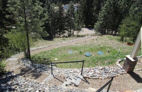Westshore Estates Bed & Breakfast | Okanagan Lake Sunrise BB