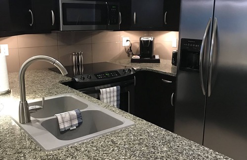 Vernon Condo | Okanagan Lakefront Condo 2 Bed/2 Bath