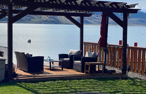 Vernon House | Okanagan Lakefront RV w/boat launch in residential/seasonal community.
