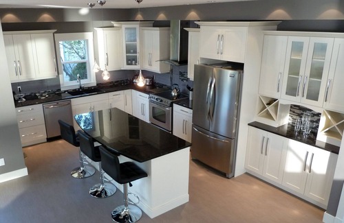 Vernon House | Okanagan Lakefront Summer Paradise I - Vernon