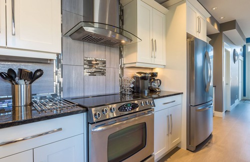 Vernon House | Okanagan Lakefront Summer Paradise I - Vernon