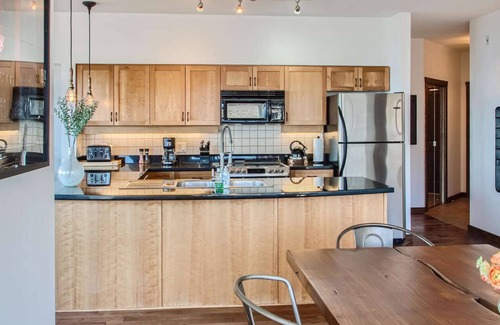 Big White Ski Resort Condo | Okanagan - The Crescent 201