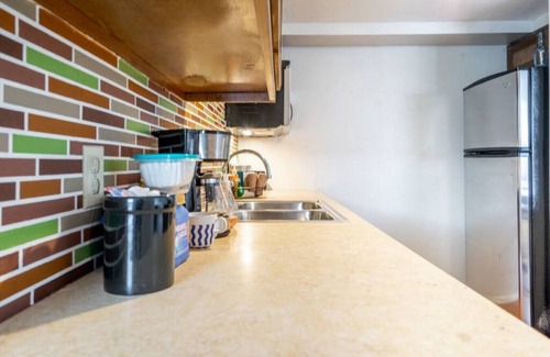 Lincoln Terrace Apartment | OKC 8 · Historic 1920's Brick Beauty! In Medical District