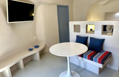 Finikia Apartment | Okeanos Suite 1, Panoramic sea &garden view