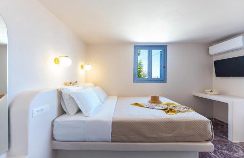Finikia Villa | Okeanos Suite 2, Panoramic sea & garden view