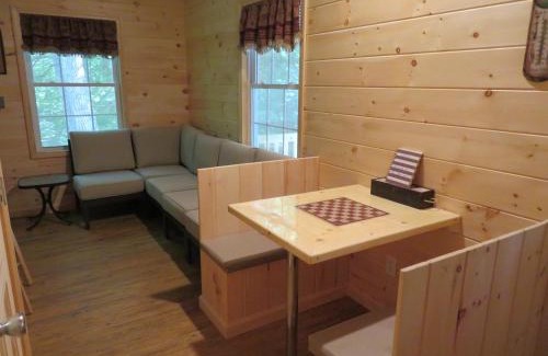 Tamworth Cabin | Okie Dokie Cabins