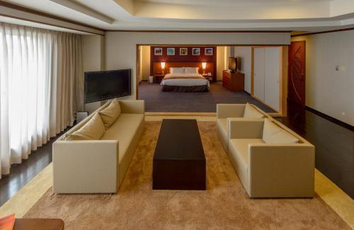 Yogi Hotel | Okinawa Grand Mer Resort