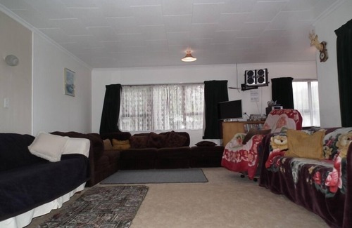 Okiwi Bay House | Okiwi Bay Marlborough Sounds