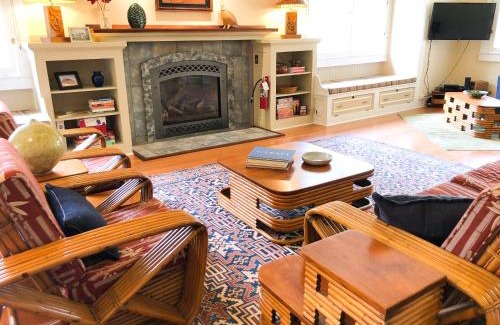Volcano House | Ola'a House by Volcano Heritage Cottages