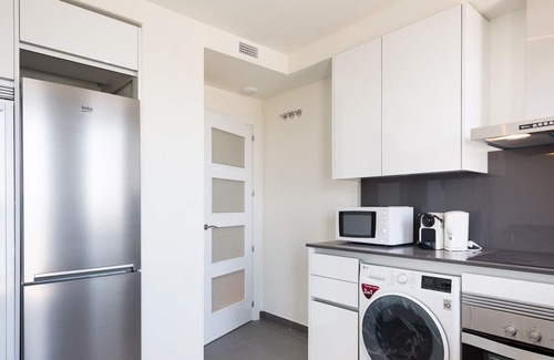 Sant Adria de Besos Apartment | Olala harbor forum 2. 1