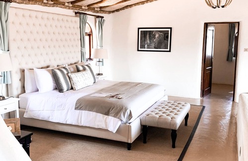 Maasai Mara Cabin | Olarro Plains