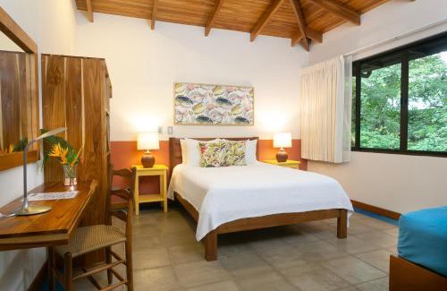 Playa Guiones Hotel | Olas Verdes Hotel