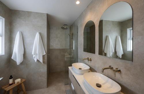 Anna Bay Villa | Olas Villa 1 - Plunge Pool & Walk to Beach