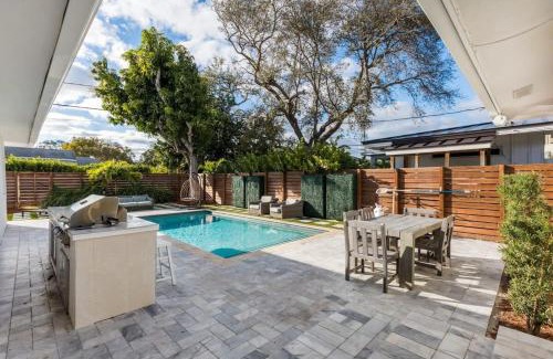 Victoria Park House | Olas Villa by RoveTravel Heated Pool & BBQ