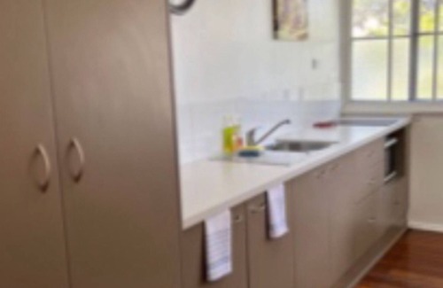 Old Bar House | Old Bar Cottage, TOP NOTCH