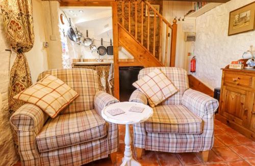 Market Rasen House | Old Blacksmiths Cottage