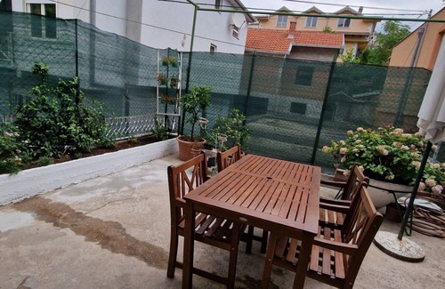 Mostar Apartment | Old bridge