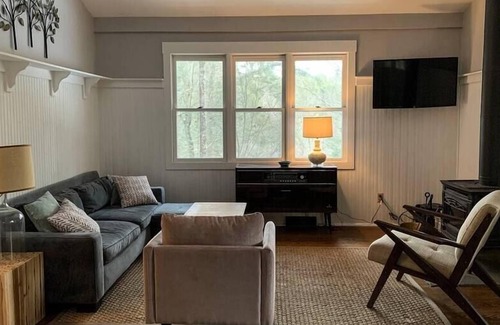 Callicoon Cabin | Old Campbell Place - Cozy and Rustic in Callicoon