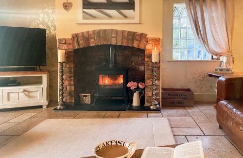 Hinstock House | Old Church Farm