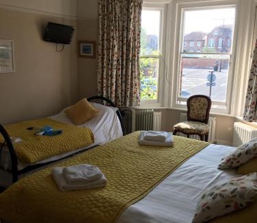 Newport Bed & Breakfast | Old Church House