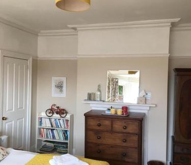 Newport Bed & Breakfast | Old Church House