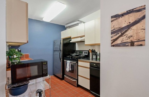 Old City Apartment | Old City Apartment with WiFi and Walkable to sites