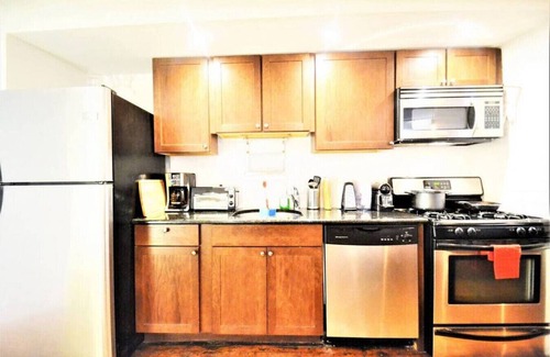 Old City Apartment | ☆ OLD CITY OASIS - SPACE, LIGHT, SERENITY ☆
