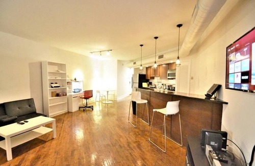 Old City Apartment | ☆ OLD CITY OASIS - SPACE, LIGHT, SERENITY ☆