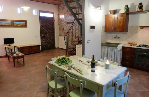 Altopascio Cottage | Old cottage in the heart of Tuscany, quiet, near Lucca, Florence, Pisa, Siena