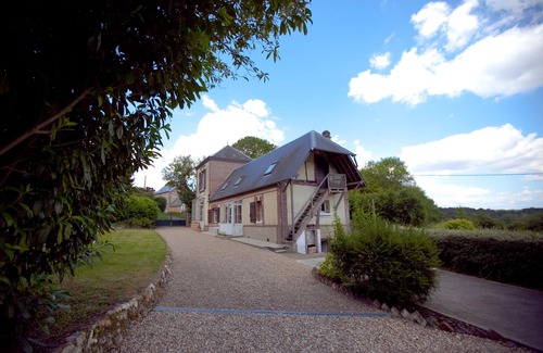 Gaudreville-la-Riviere House | Old country house 120m2 in a small hamlet, large garden